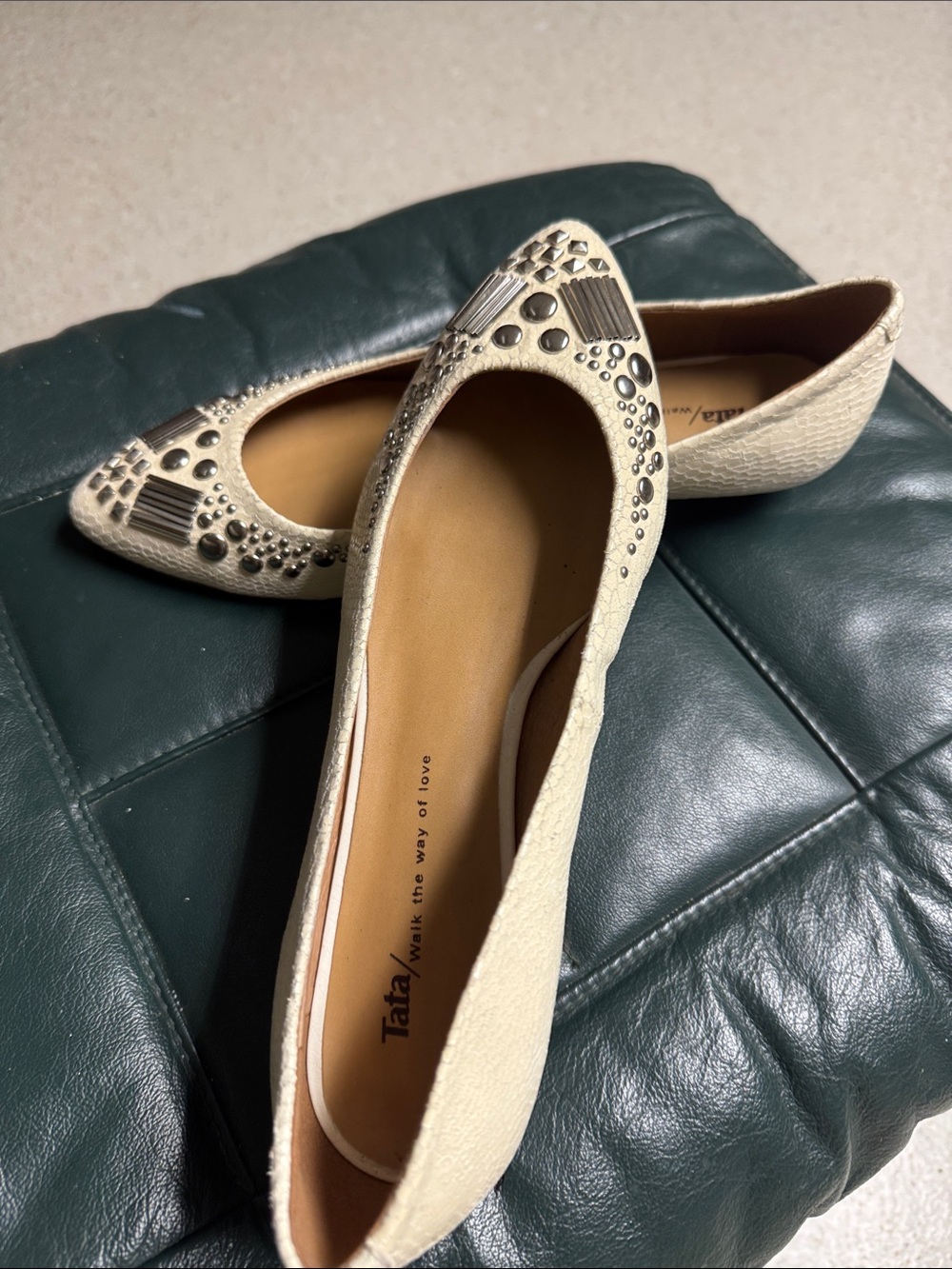 Cream Pointed-Toe Embellished Ballet Flats